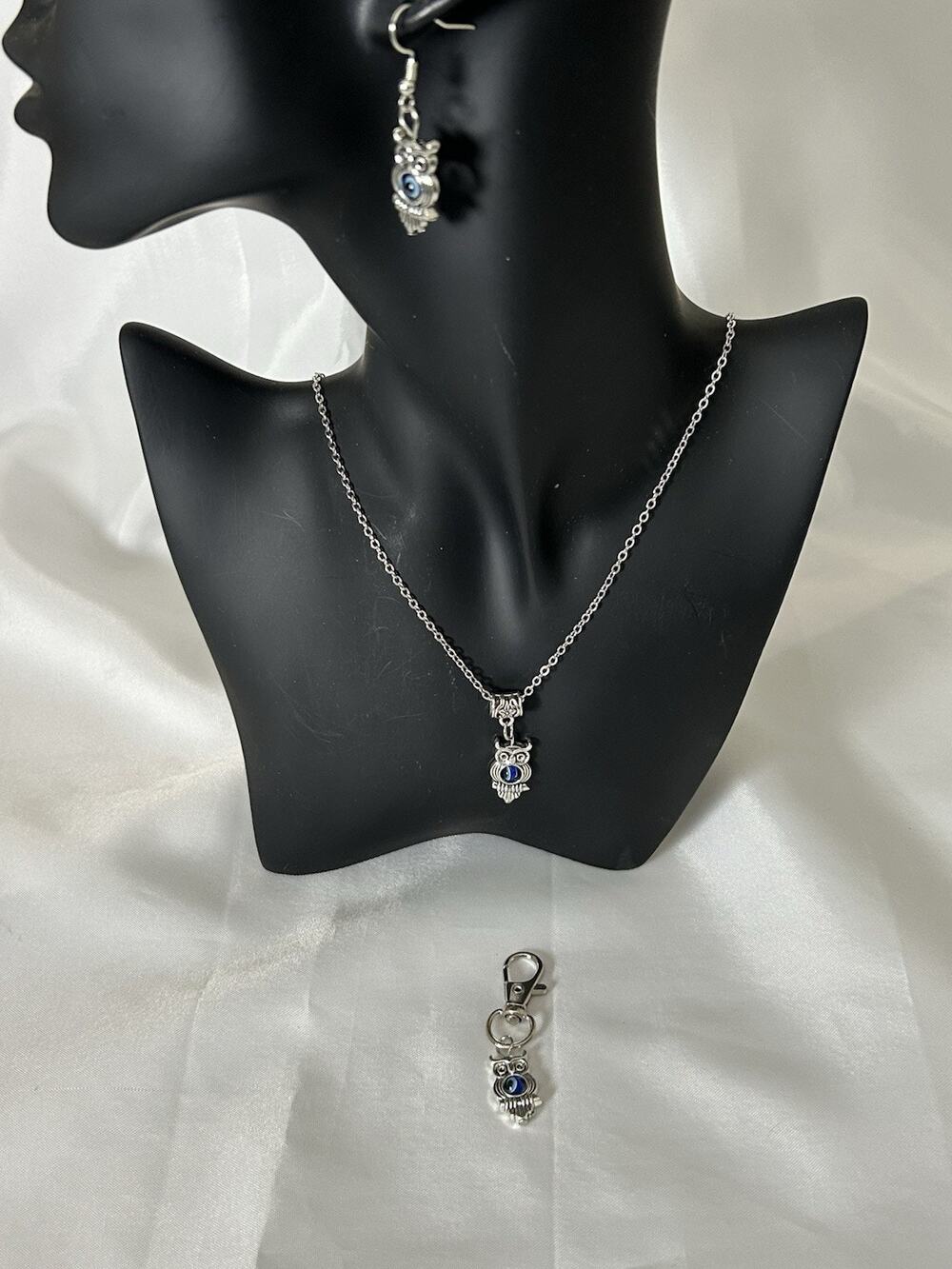 Whimsical Silver Tone Owl, Necklace, Earrings & Purse/key Chain Charm.
